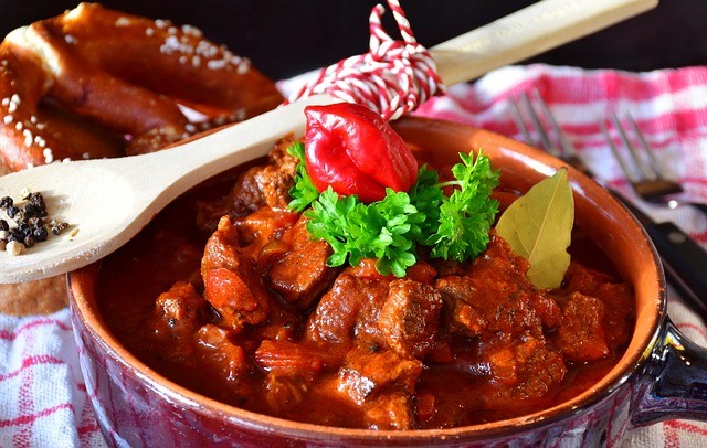 10 Must-Try Traditional German Dishes and Where to Find Them